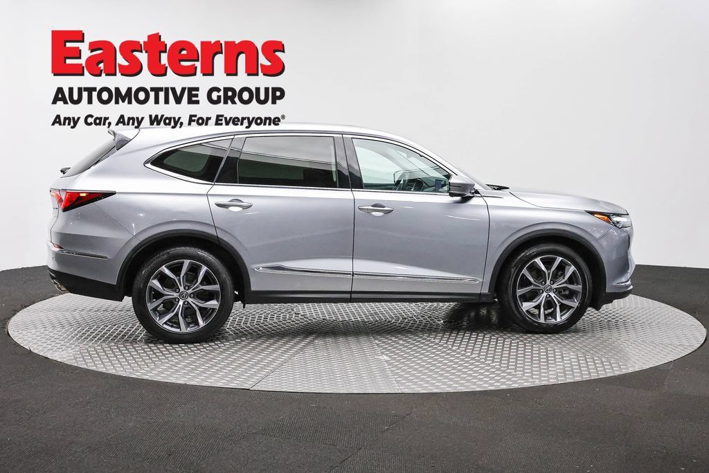 Used 2023 Acura MDX w/ Technology Package AWD/4WD image 6