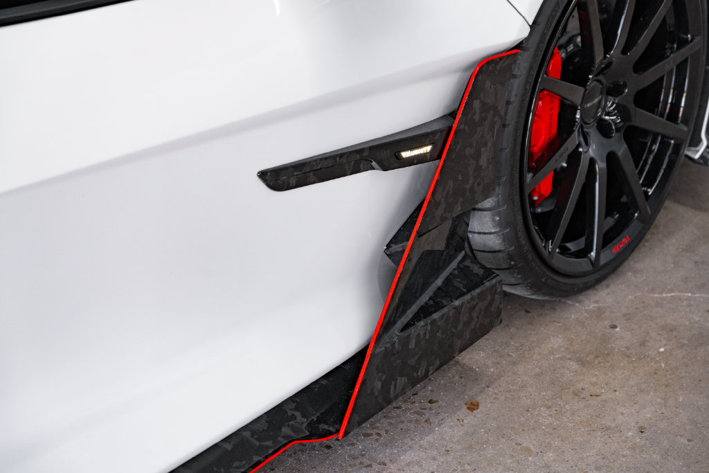 Used 2024 Lamborghini Revuelto AWD/4WD image 28