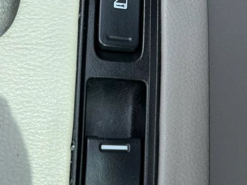 Used 2008 Honda CR-V EX-L image 33