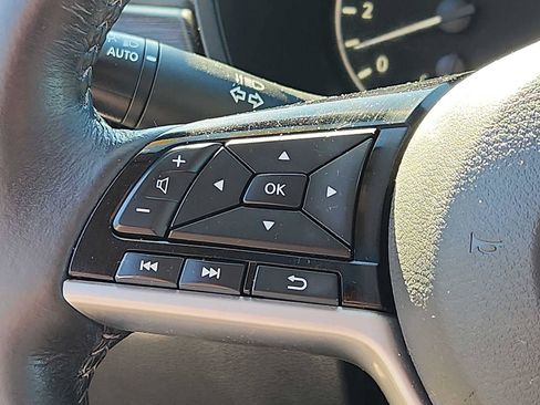 Used 2024 Nissan Altima 2.5 SL AWD/4WD image 21