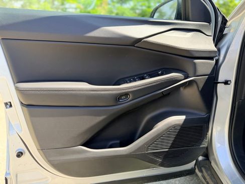 New 2026 Jeep Cherokee Limited AWD/4WD image 6
