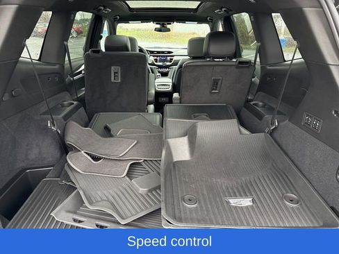 Used 2024 Cadillac XT6 Sport image 15