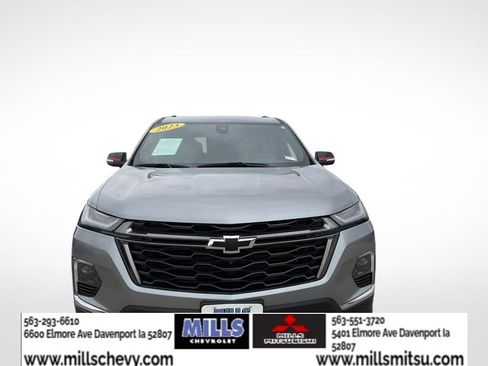 Used 2023 Chevrolet Traverse Premier w/ Redline Edition FWD image 7