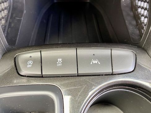 Used 2021 Chevrolet TrailBlazer LT w/ Convenience Package FWD image 32