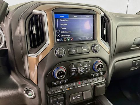 Used 2023 Chevrolet Silverado 2500 High Country w/ LPO, Dark Essentials Package AWD/4WD image 19