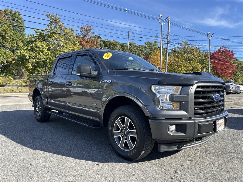 Used 2017 Ford F150 XLT w/ Equipment Group 302A Luxury AWD/4WD image 3
