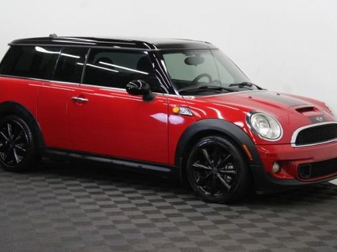 Used 2013 MINI Cooper Clubman S FWD image 1