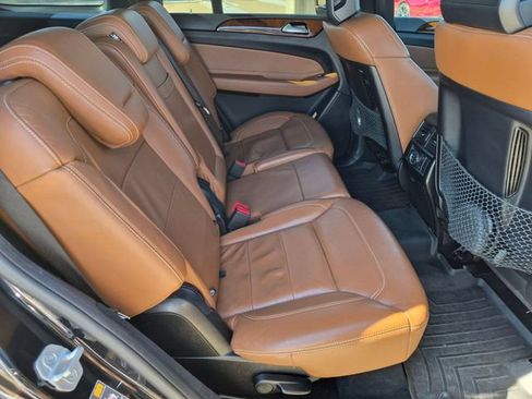 Used 2017 Mercedes-Benz GLS 450 4MATIC image 19