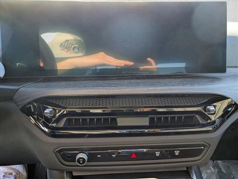 New 2026 BMW 330i Sedan w/ Convenience Package image 12