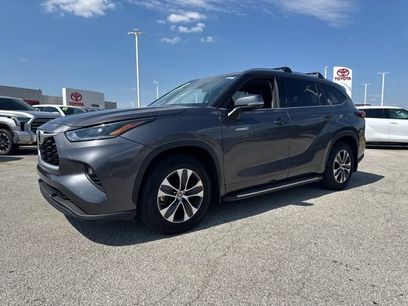 Used 2021 Toyota Highlander XLE