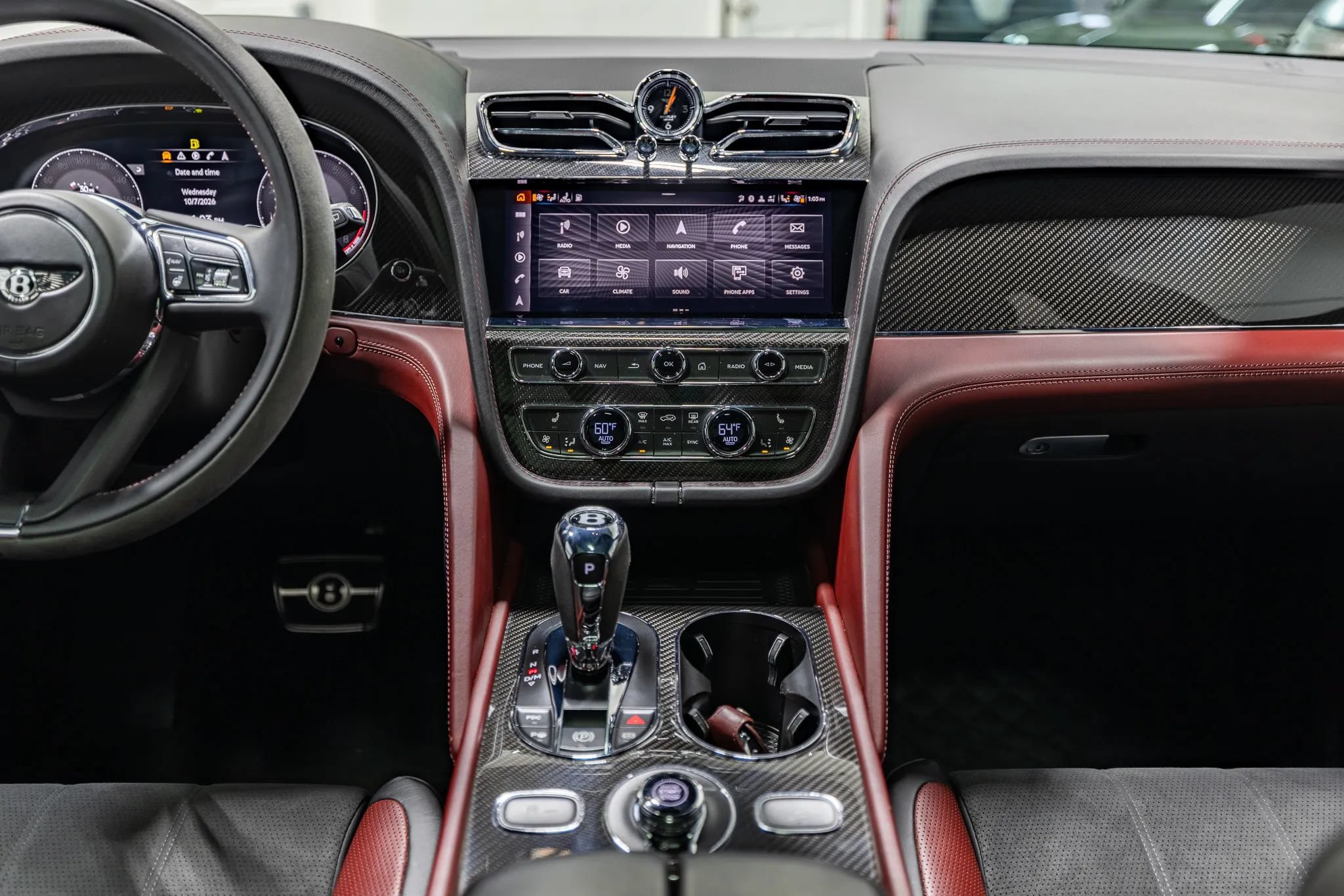 Used 2022 Bentley Bentayga AWD/4WD image 42