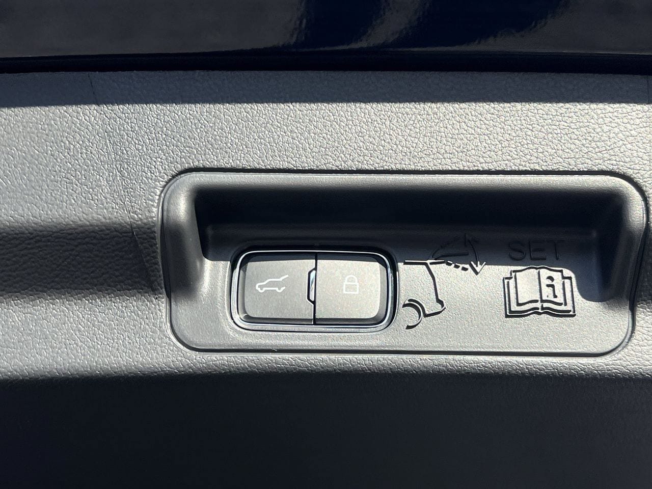 New 2026 Ford Explorer Platinum RWD image 26