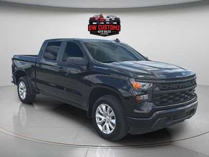 Used 2025 Chevrolet Silverado 1500 Custom