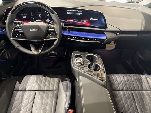 New 2026 Cadillac Optiq V AWD/4WD image 10