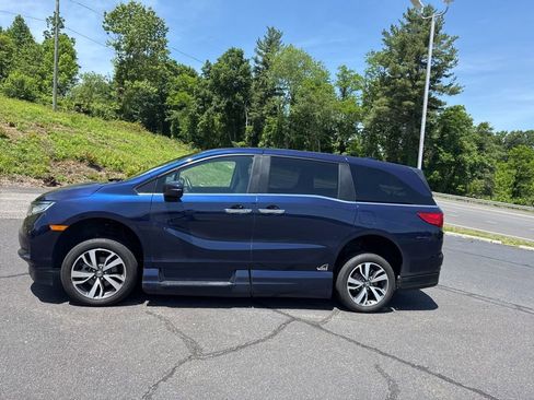 Used 2022 Honda Odyssey Touring image 6