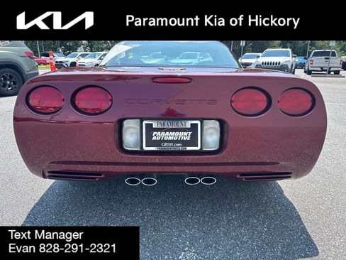 Used 2003 Chevrolet Corvette Coupe w/ Preferred Equipment Group RWD image 6