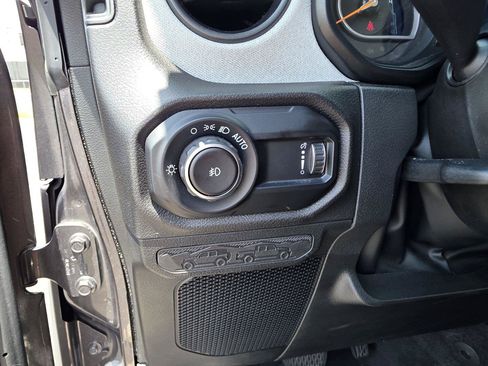 Certified 2025 Jeep Wrangler Unlimited Sport AWD/4WD image 25