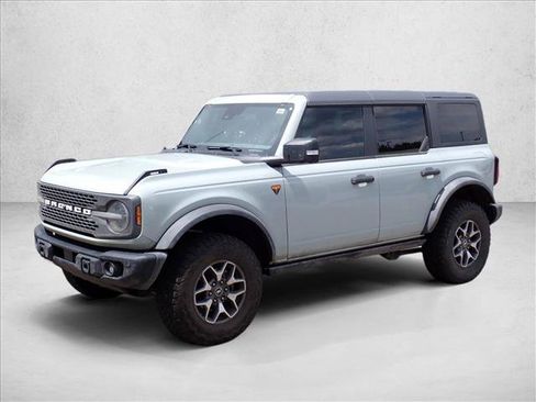 Used 2023 Ford Bronco Badlands AWD/4WD image 6