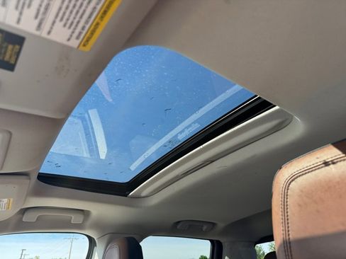 Used 2022 Ford Maverick Lariat w/ Lariat Luxury Package FWD image 29