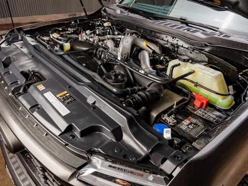 Used 2024 Ford F250 Lariat w/ Lariat Ultimate Package image 40