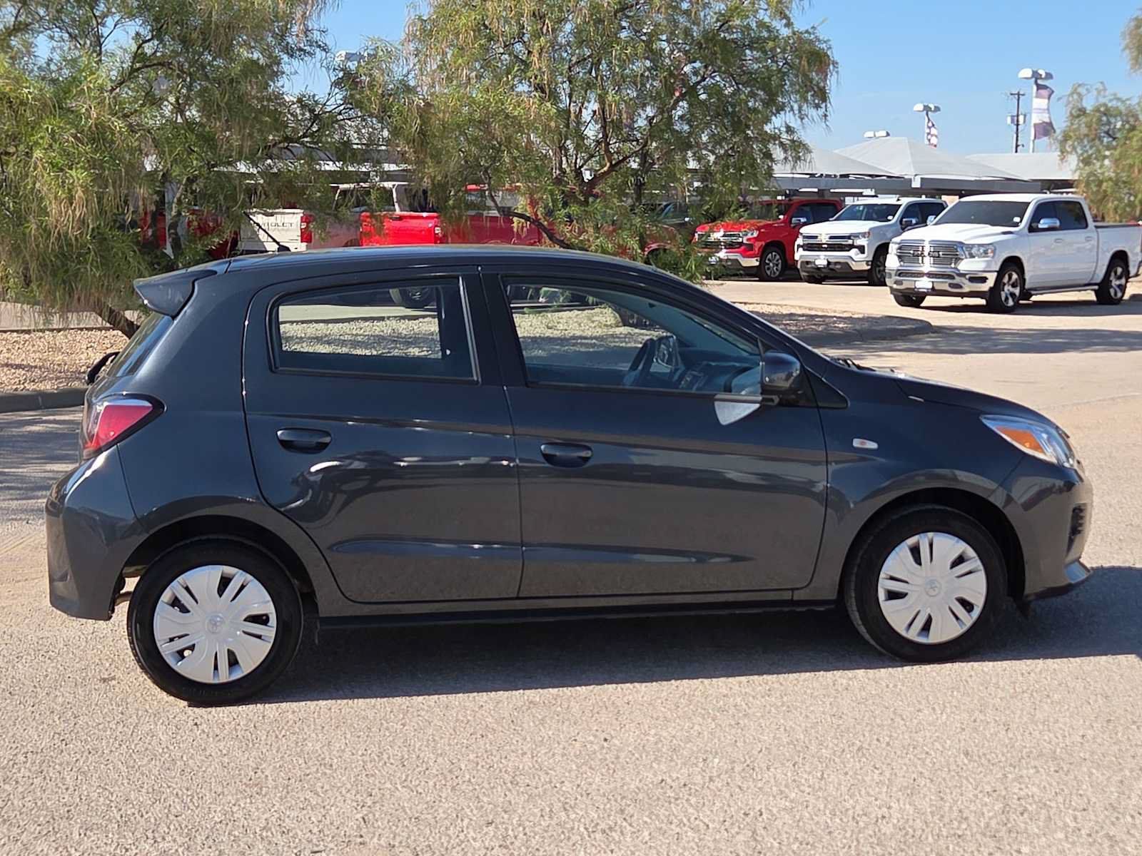 Used 2024 Mitsubishi Mirage ES FWD image 9
