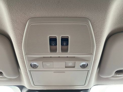 New 2025 Nissan Kicks SR w/ SR Premium Package image 29