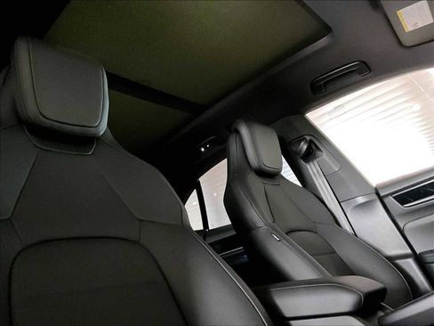 New 2026 Porsche Macan 4 Electric image 22