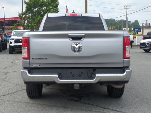 Used 2022 RAM 1500 Big Horn RWD image 4