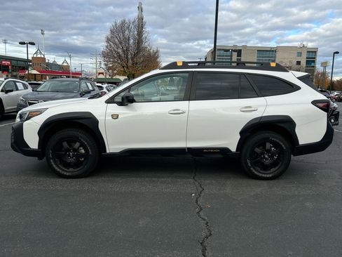 Used 2024 Subaru Outback Wilderness image 7