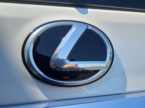 Used 2023 Lexus GX 460 Premium w/ Premium Package AWD/4WD image 33