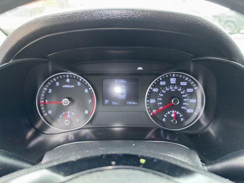 Used 2020 Kia Forte Sedan image 12