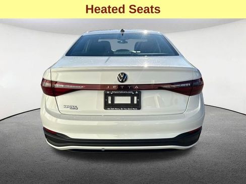 Used 2025 Volkswagen Jetta Sport image 10