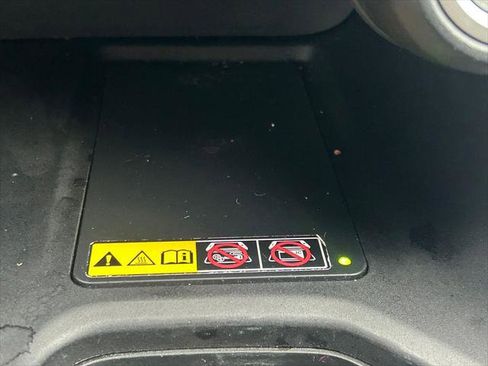 Certified 2024 Toyota Grand Highlander XLE image 32