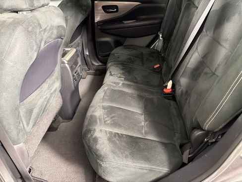 Used 2016 Nissan Murano SV image 18