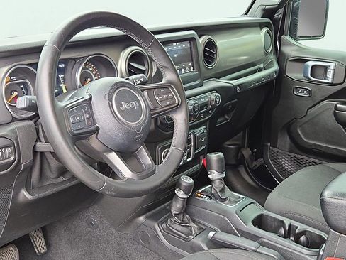 Used 2021 Jeep Wrangler Unlimited Sport image 17