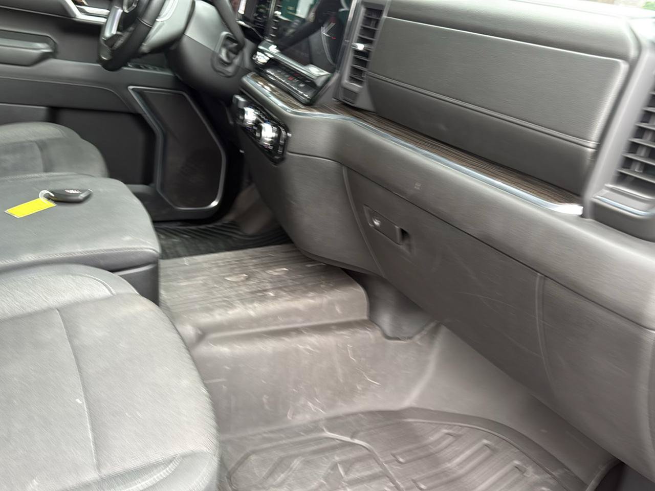 Used 2025 GMC Sierra 1500 Elevation AWD/4WD image 14