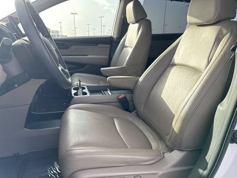 Used 2023 Honda Odyssey EX-L image 11