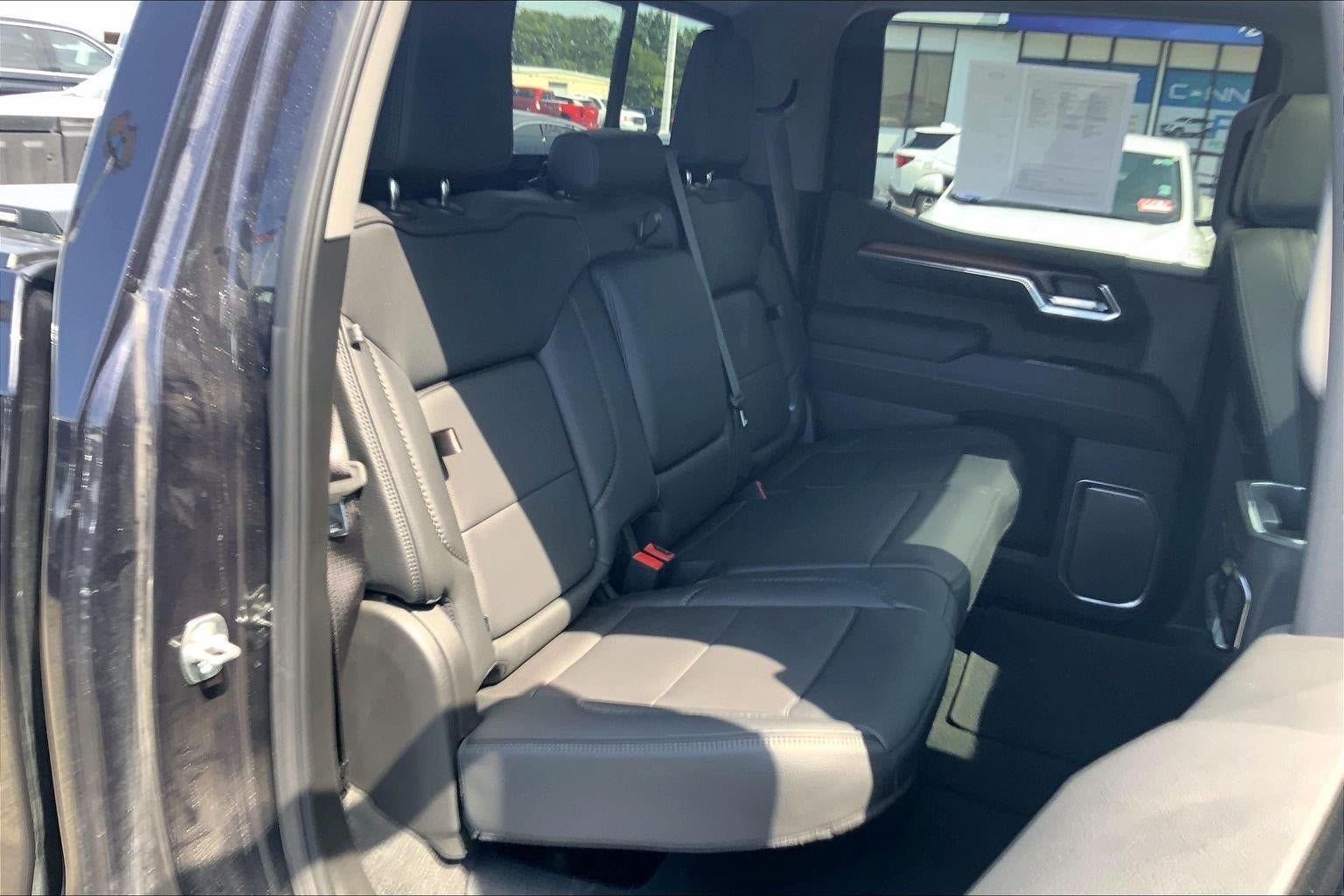 Used 2025 GMC Sierra 1500 Denali w/ Denali Reserve Package AWD/4WD image 21