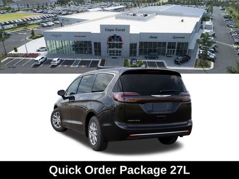 New 2026 Chrysler Pacifica Select FWD image 3