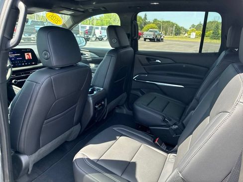 New 2026 Chevrolet Traverse LT w/ Sun and Wheel Package AWD/4WD image 27