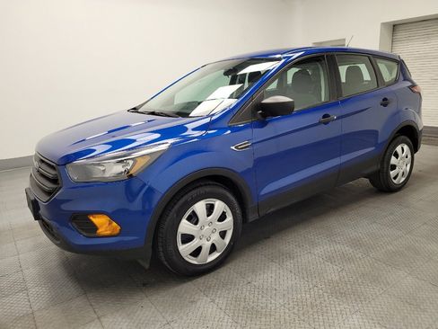 Used 2018 Ford Escape S image 2