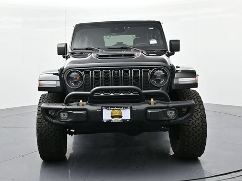Used 2023 Jeep Wrangler Unlimited Rubicon 392 AWD/4WD image 2