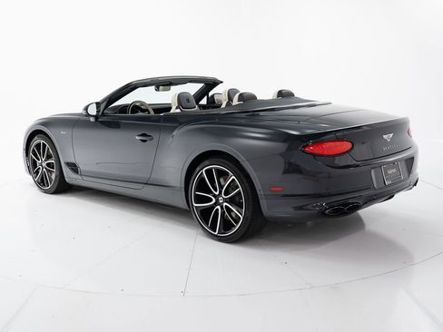 Used 2023 Bentley Continental GT Azure image 3
