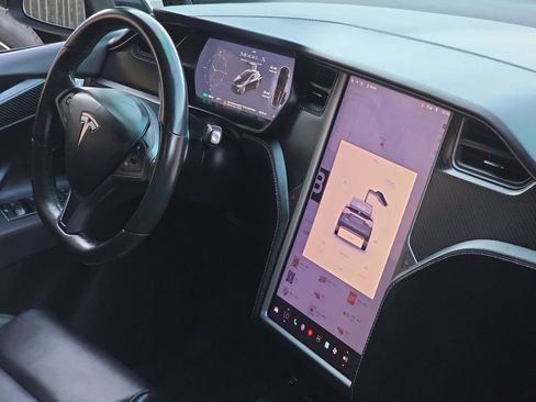 Used 2021 Tesla Model X Performance image 19
