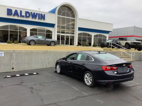 Used 2023 Chevrolet Malibu LT w/ Driver Confidence Package image 5