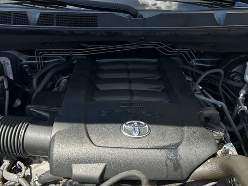 Used 2015 Toyota Tundra Limited w/ Limited Premium Package image 12