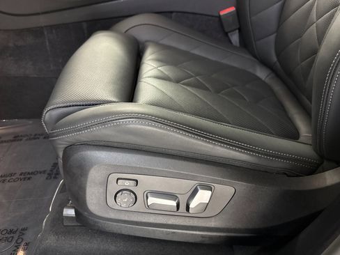 Used 2026 BMW X5 sDrive40i w/ Premium Package RWD image 14