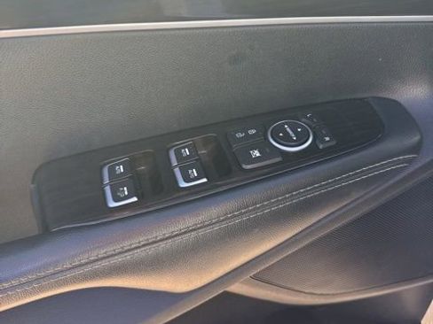 Used 2020 Kia Sorento LX w/ LX I4 Convenience Package AWD/4WD image 15