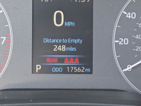 Used 2025 Toyota Corolla LE image 29