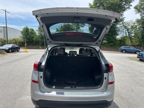 Used 2021 Hyundai Tucson SE FWD image 36